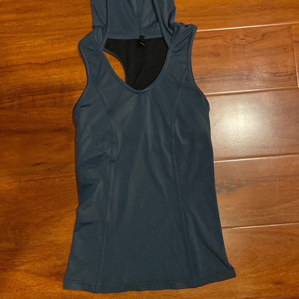 Activewear tank top with hood and bra lining, dark navy blue